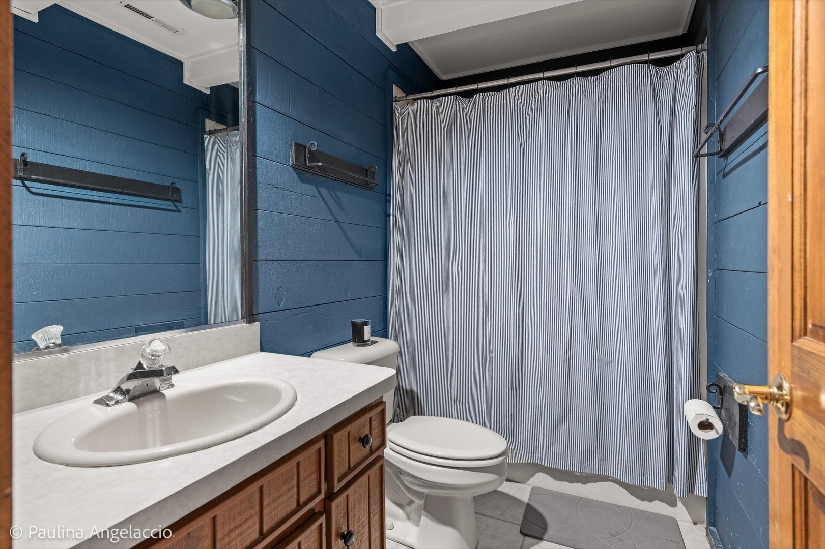 255 Indian Trail Road Property Photo 41