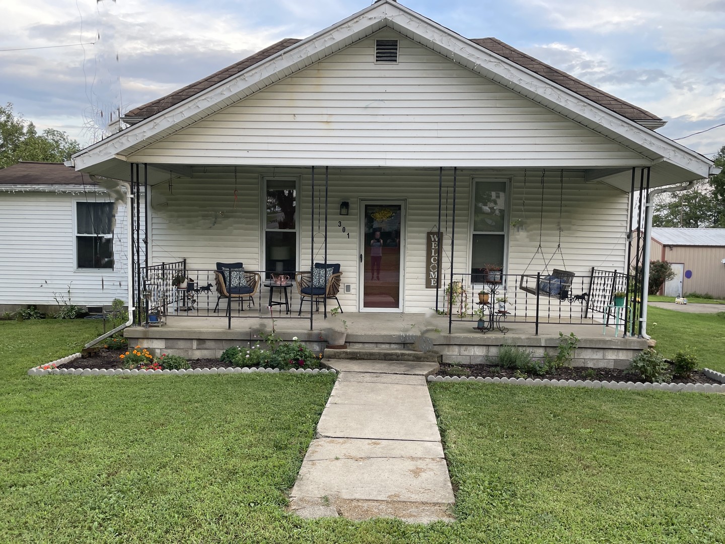 301 Gowdy Street Property Photo 1