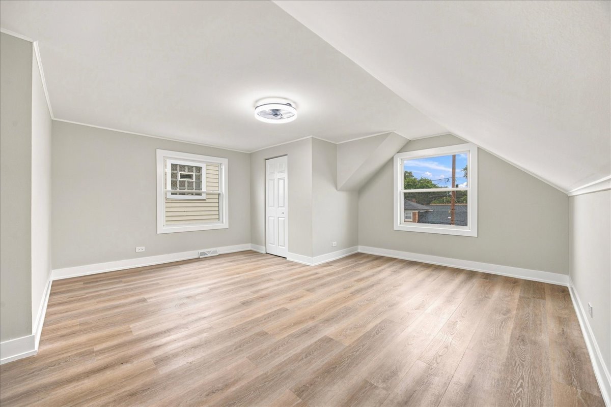 9700 S Princeton Avenue Property Photo 11