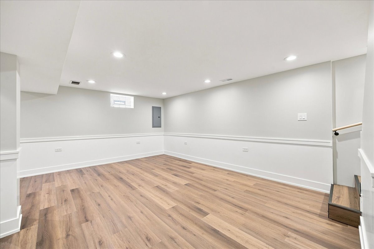 9700 S Princeton Avenue Property Photo 15