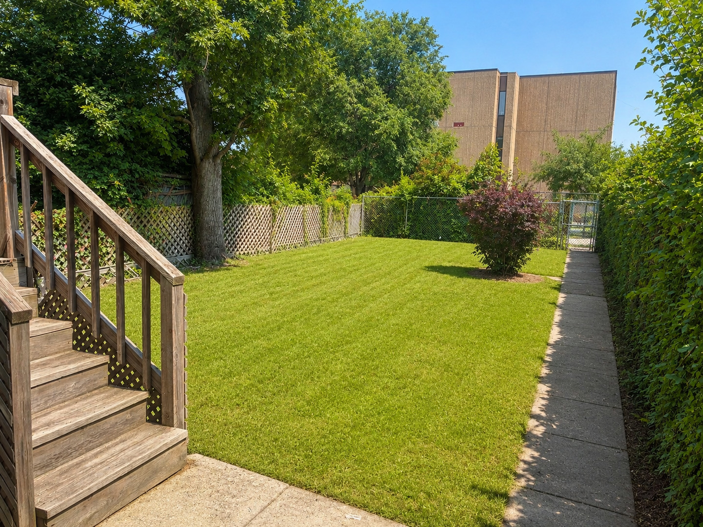 8811 S Morgan Street Property Photo 17