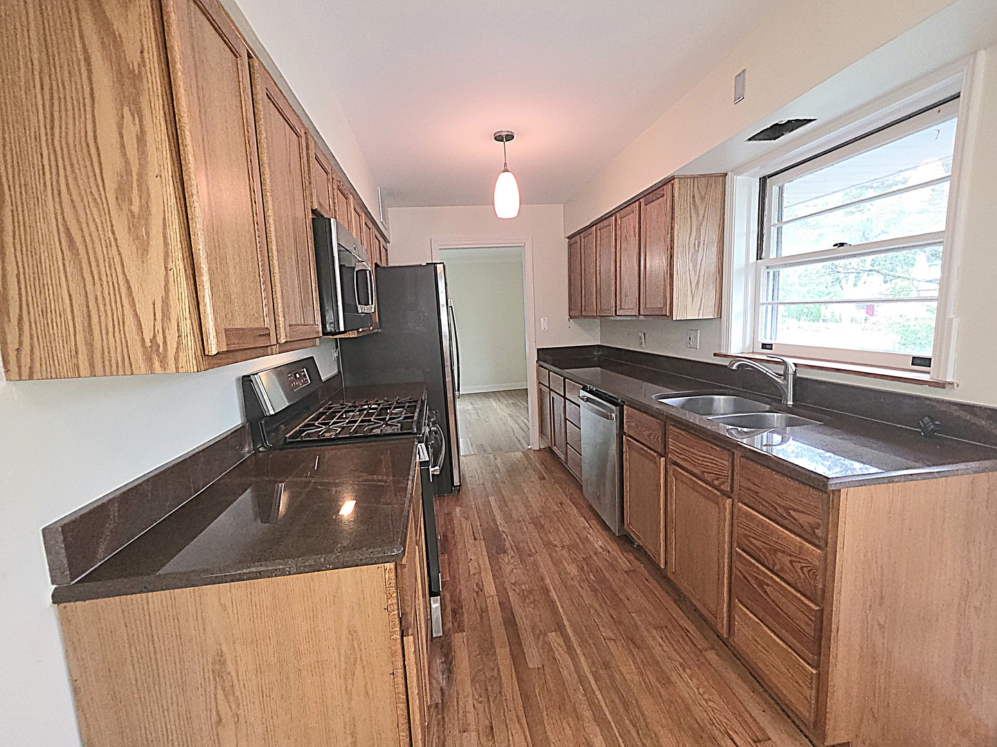 629 Dundee Avenue Property Photo 13