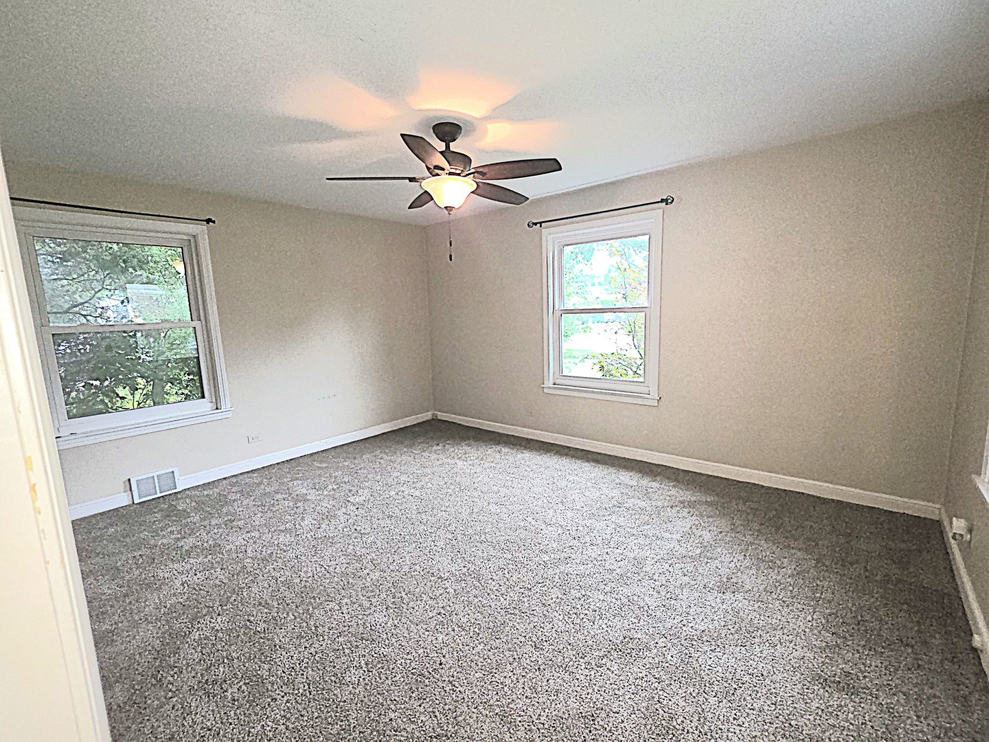 629 Dundee Avenue Property Photo 16