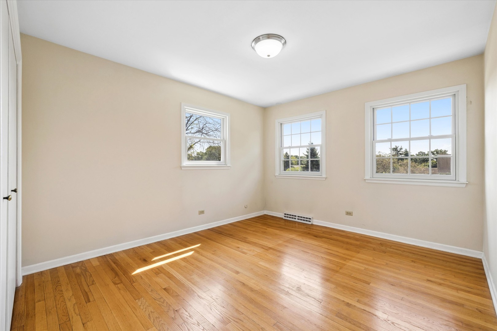 4808 Burman Drive Property Photo 16
