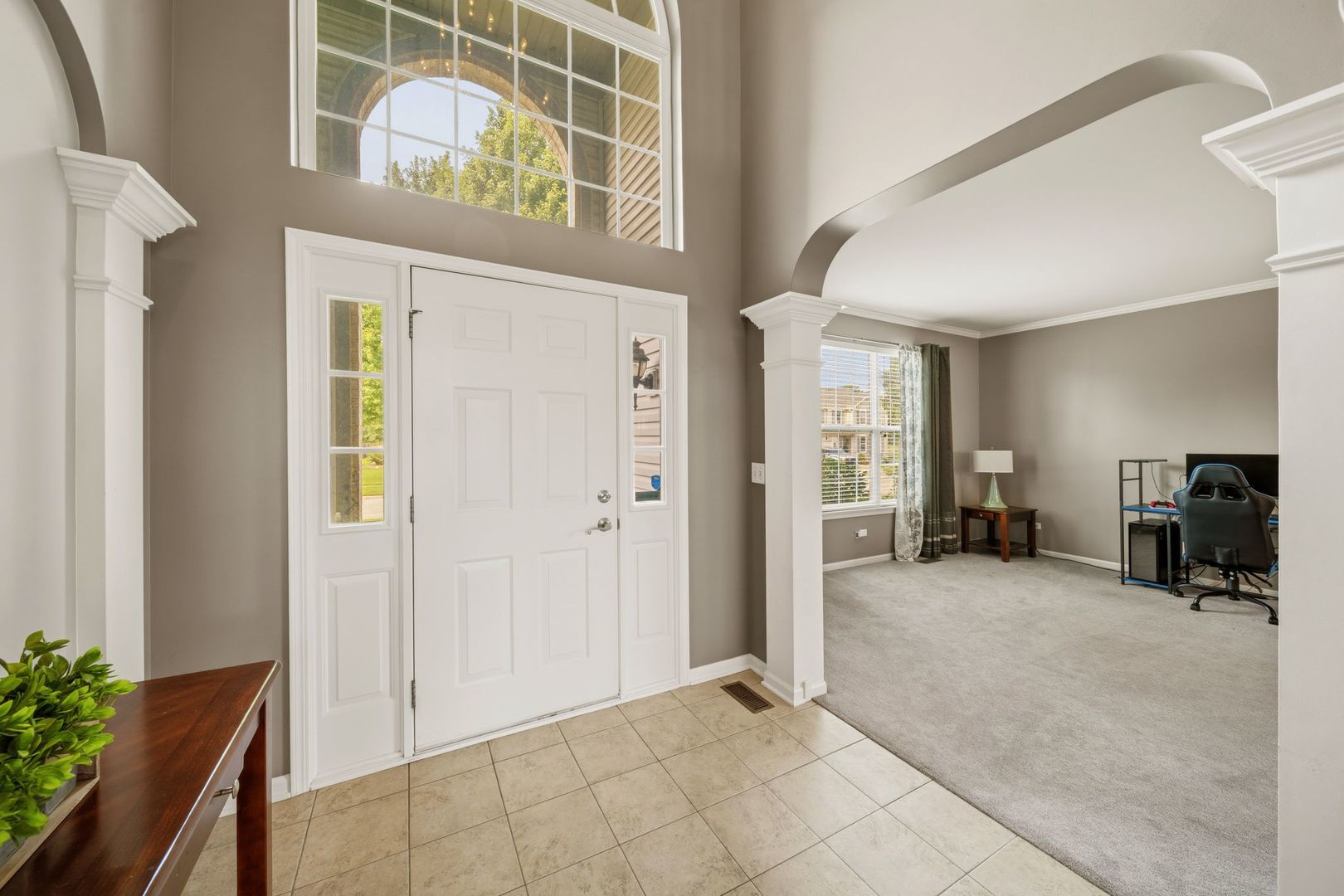 6717 Waterford Drive Property Photo 4