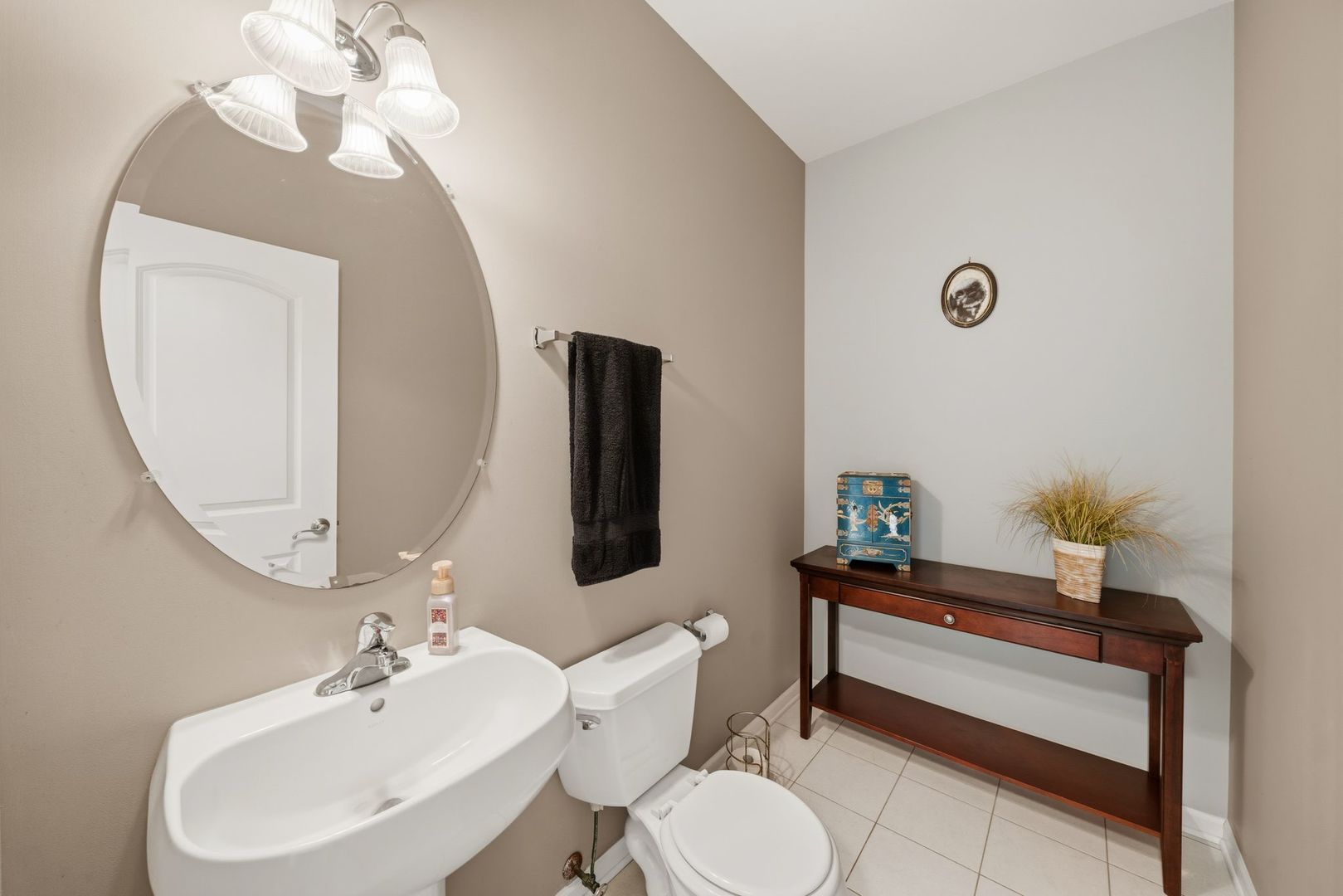 6717 Waterford Drive Property Photo 13