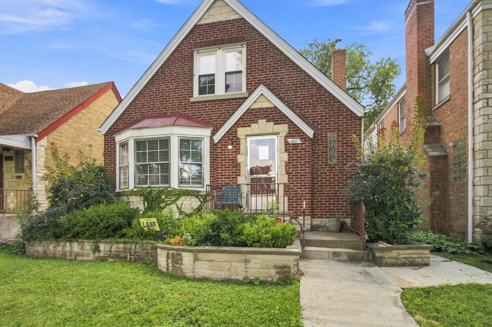 1827 N Natoma Avenue Property Photo 1