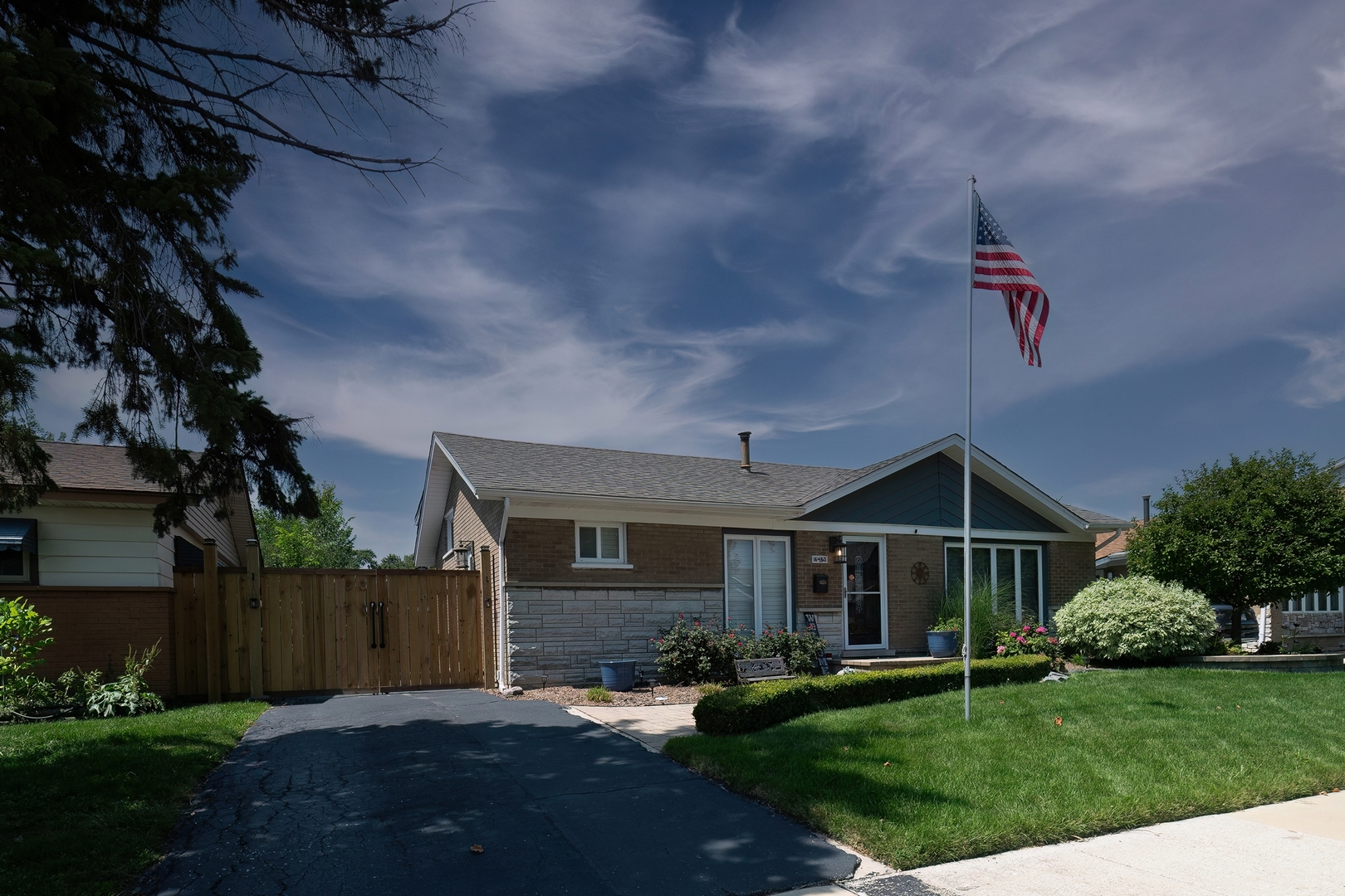 16450 67th Court Property Photo 1