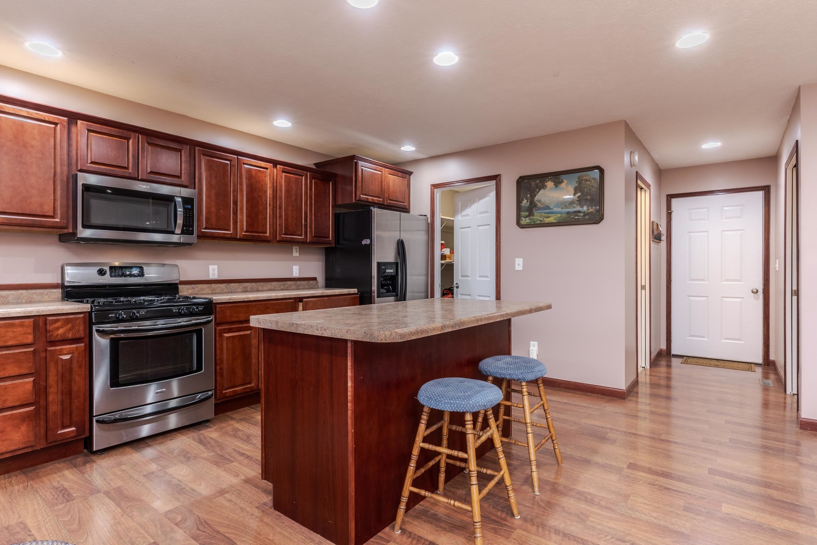 208 Whitetail Lane Property Photo 17