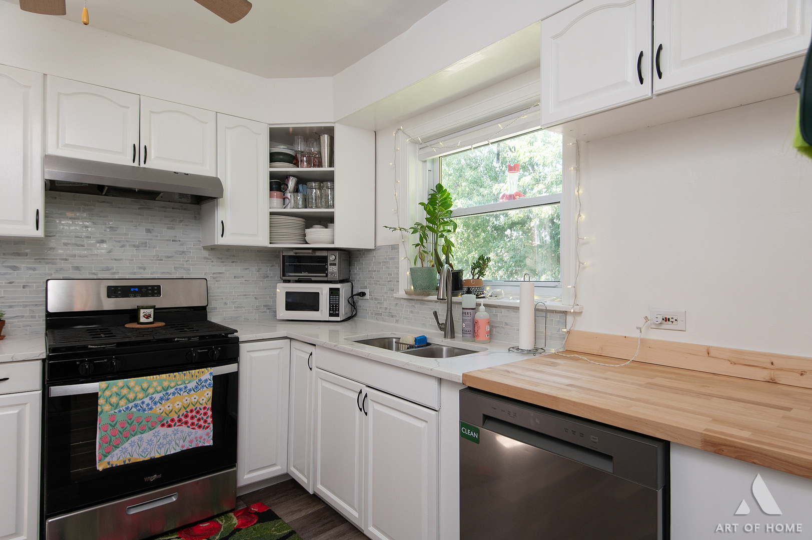 2648 East Avenue Property Photo 10