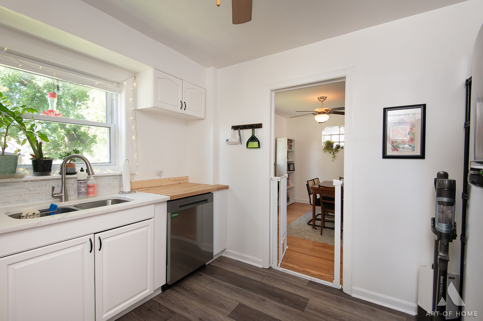 2648 East Avenue Property Photo 12