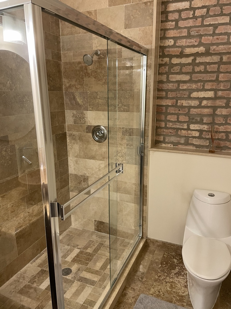 2545 S Dearborn Street 530 Property Photo 9