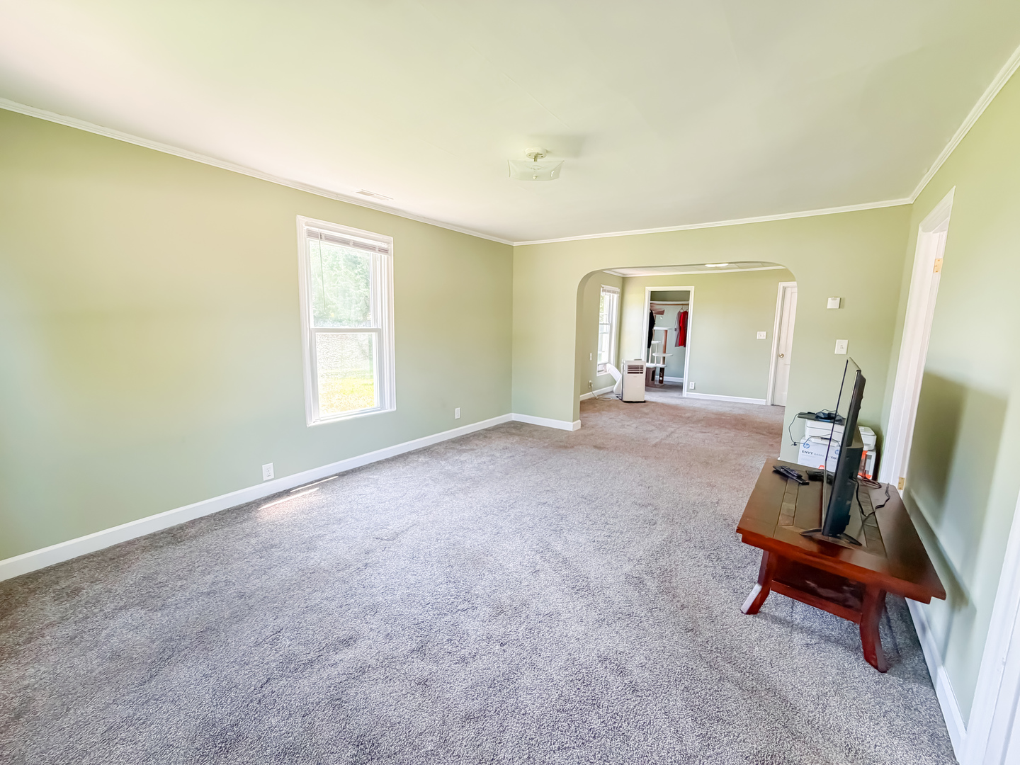 443 W Main Street Property Photo 7