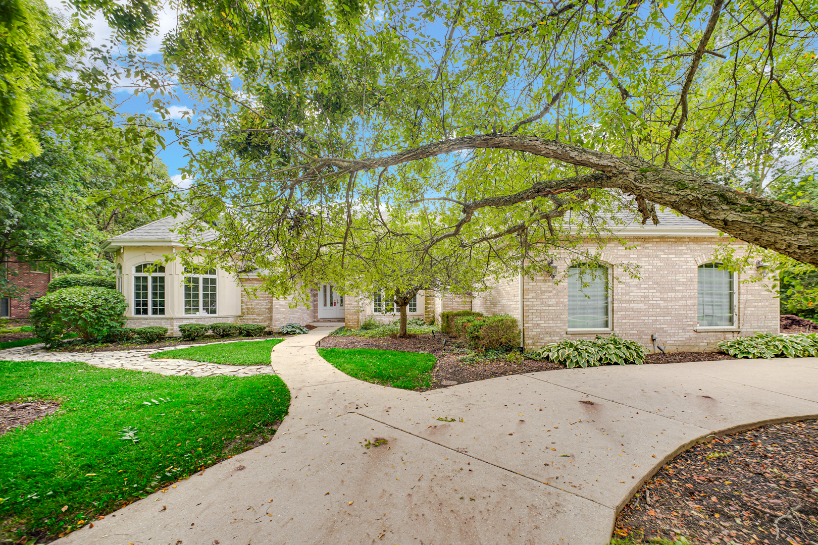 1820 Pennington Court Property Photo 3