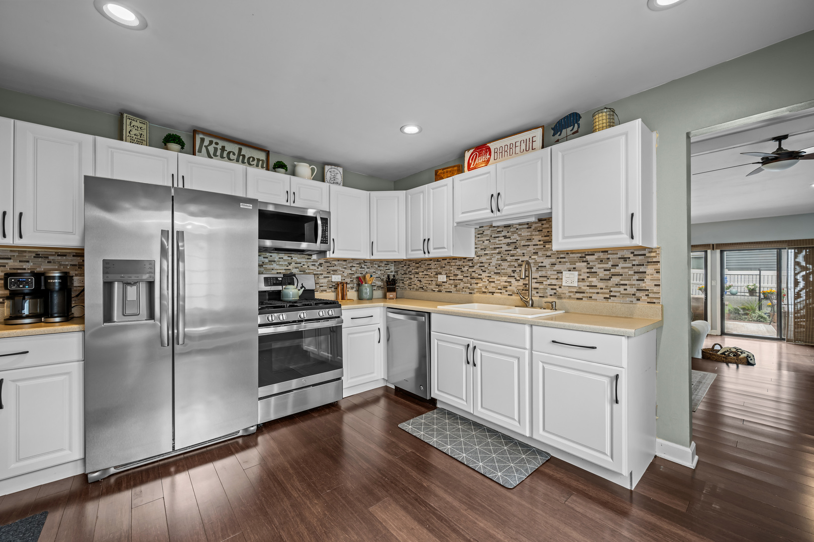 6379 Holly Court Property Photo 11