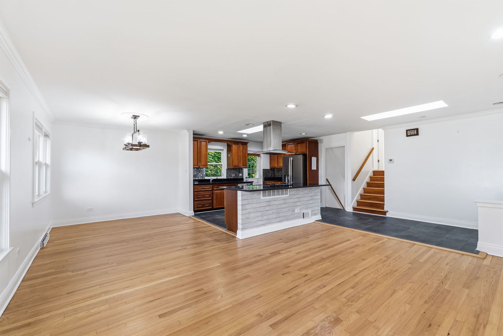 8344 Kedvale Avenue Property Photo 3