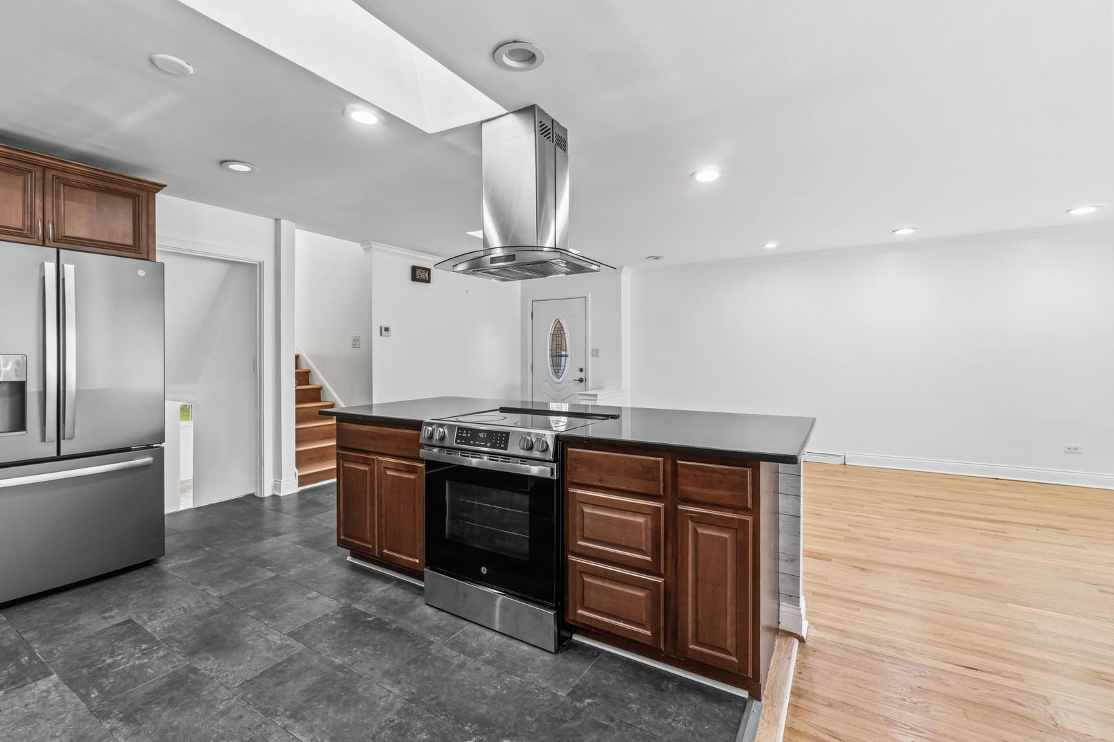 8344 Kedvale Avenue Property Photo 6