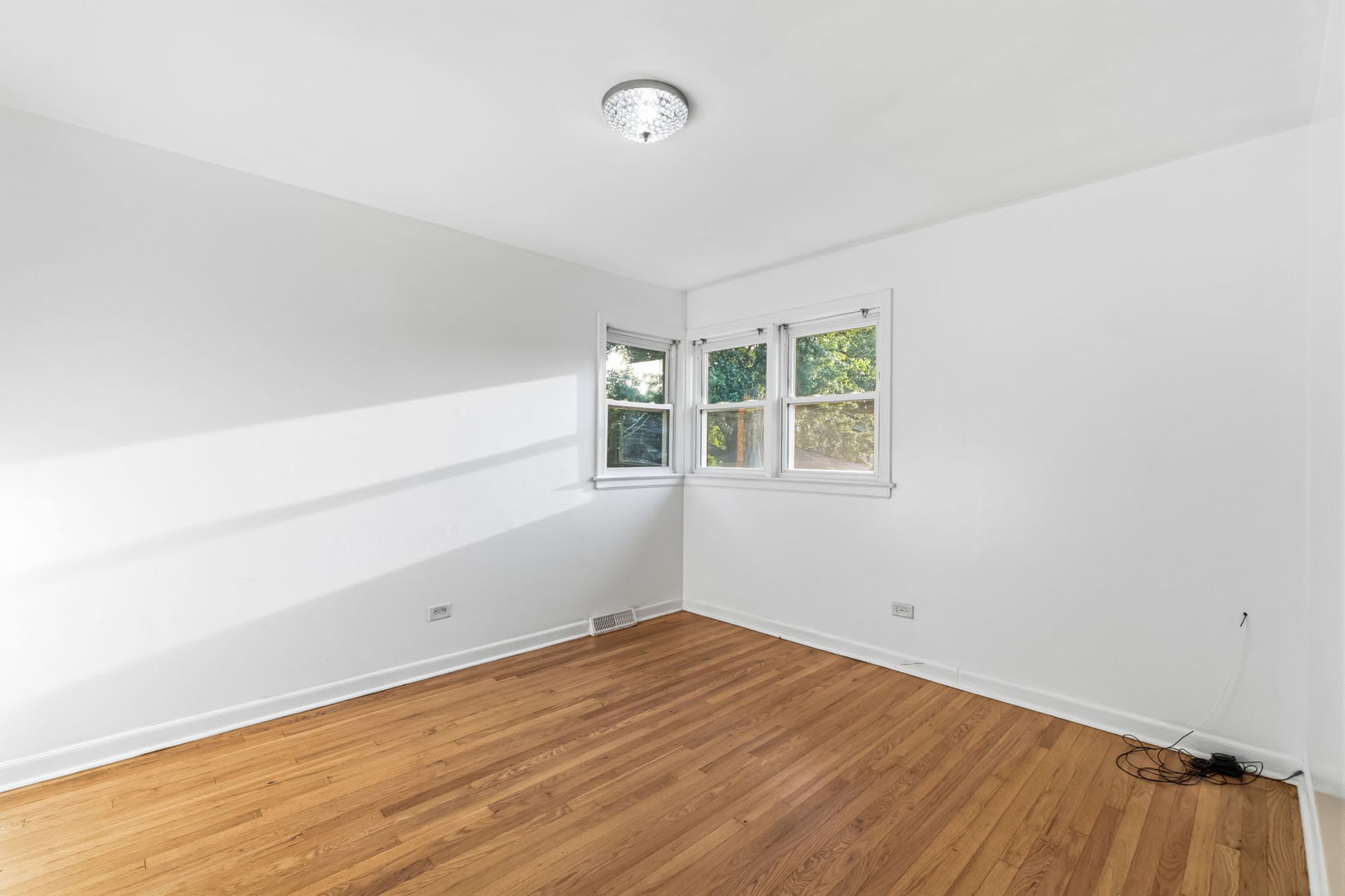 8344 Kedvale Avenue Property Photo 15