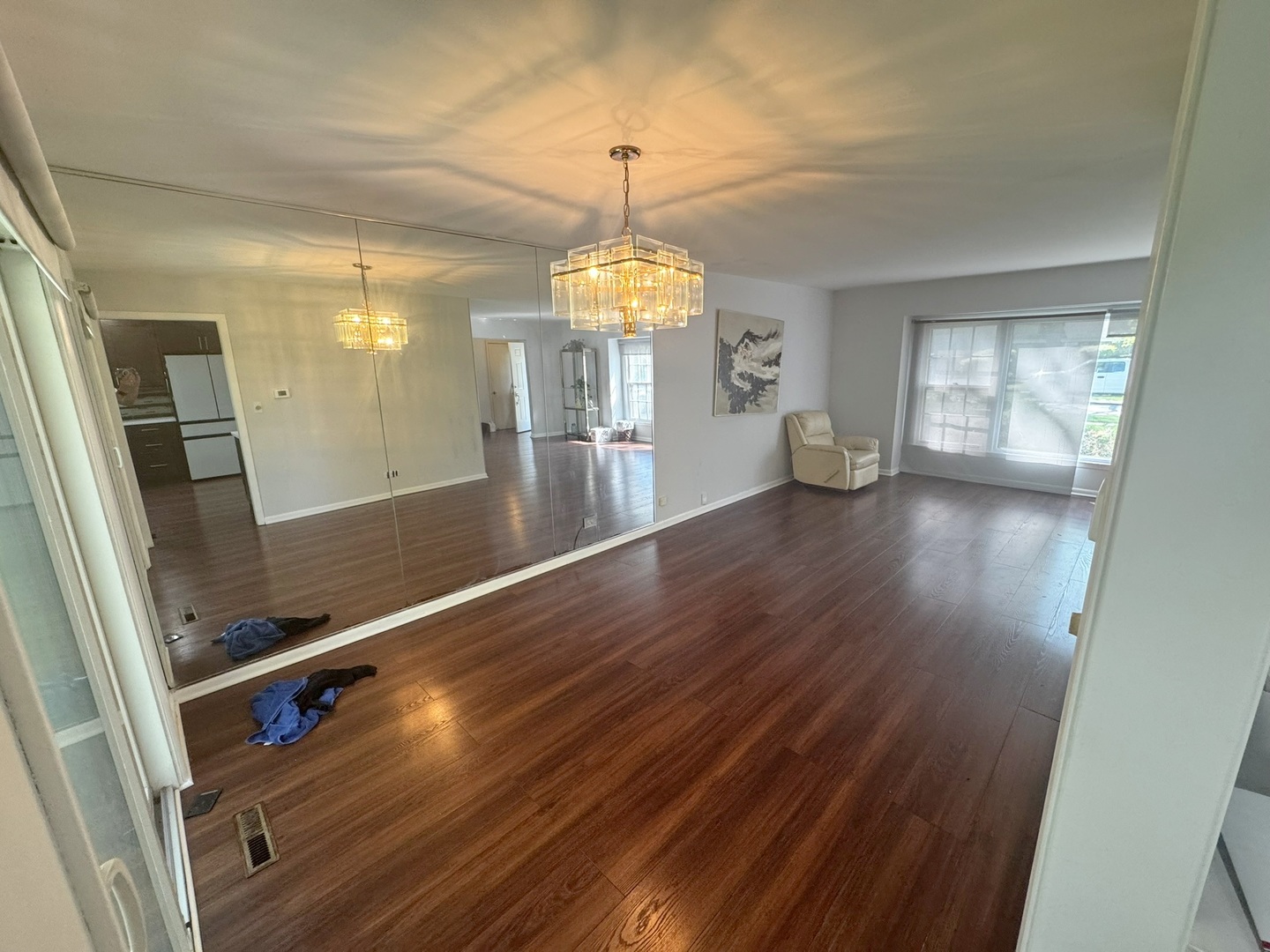 1935 Birch Road Property Photo 4