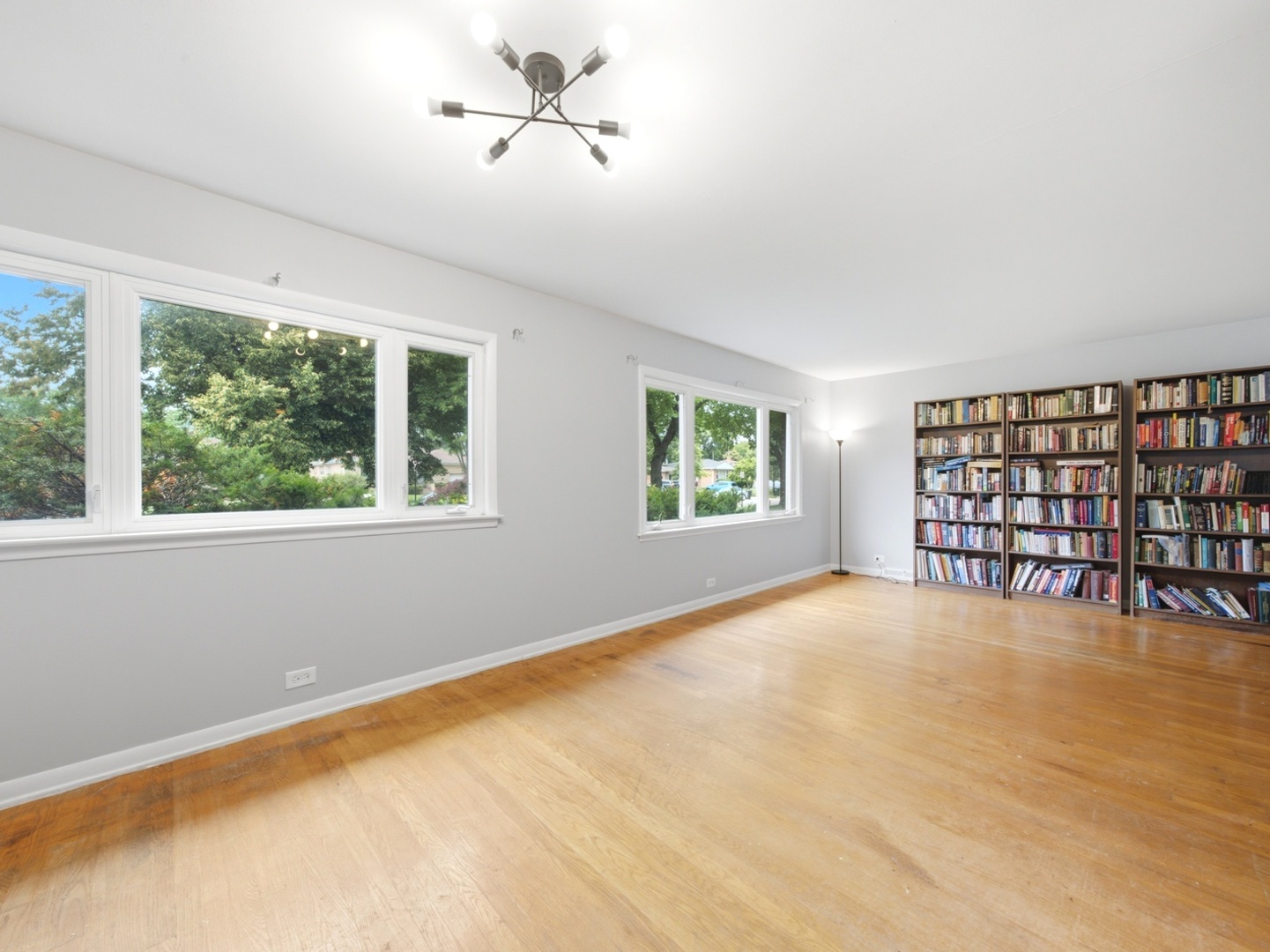 8113 Central Avenue Property Photo 10