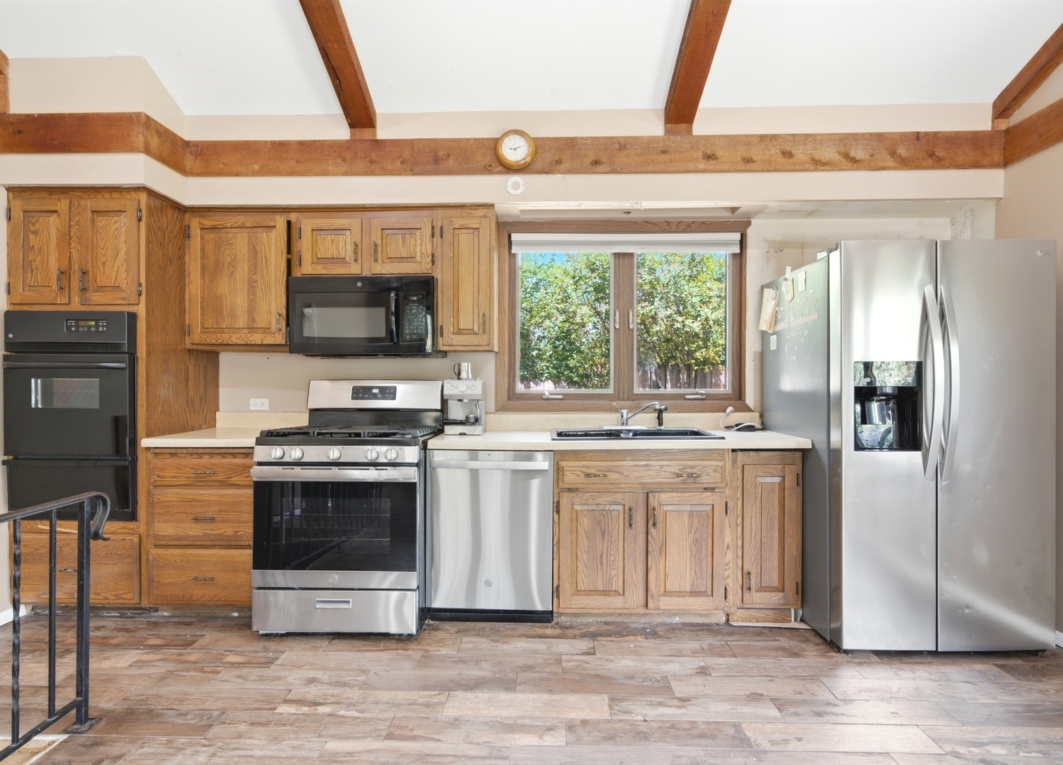 8113 Central Avenue Property Photo 20