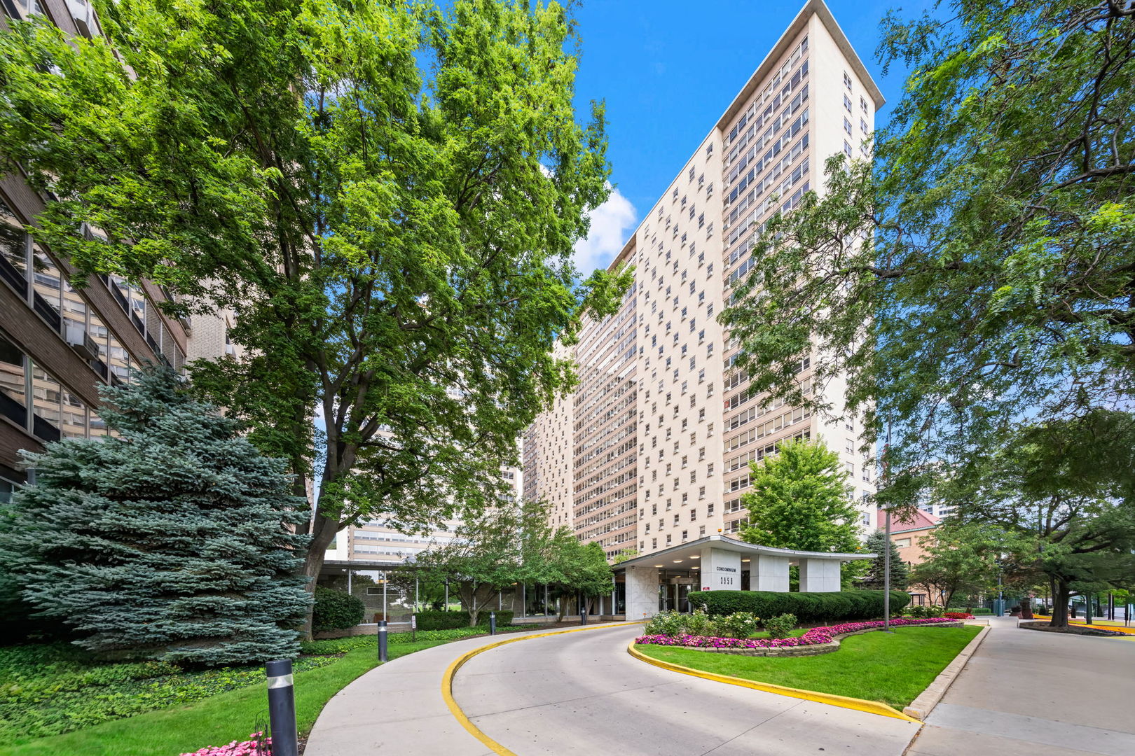 3950 N Lake Shore Drive 1908 Property Photo 1