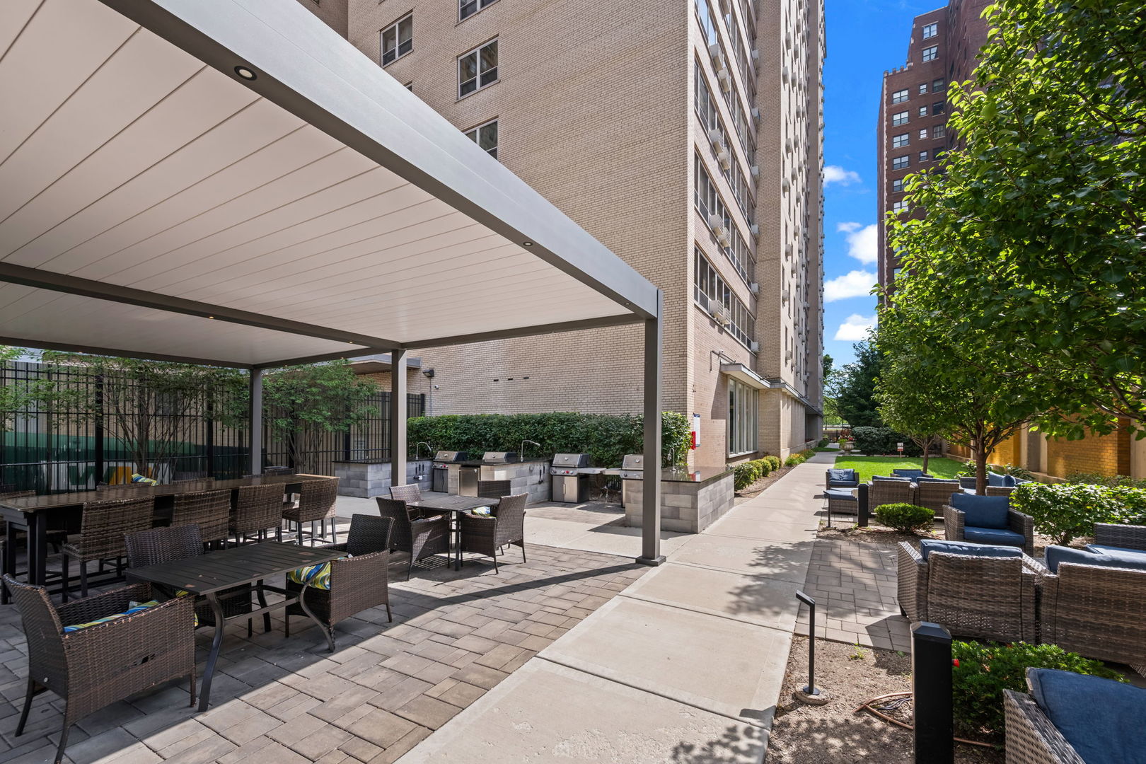 3950 N Lake Shore Drive 1908 Property Photo 17