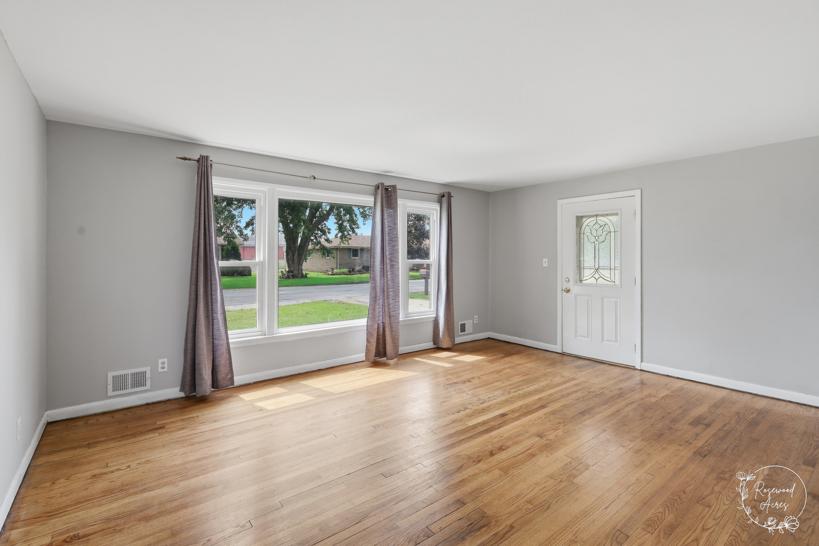 165 E 2740s Road Property Photo 4