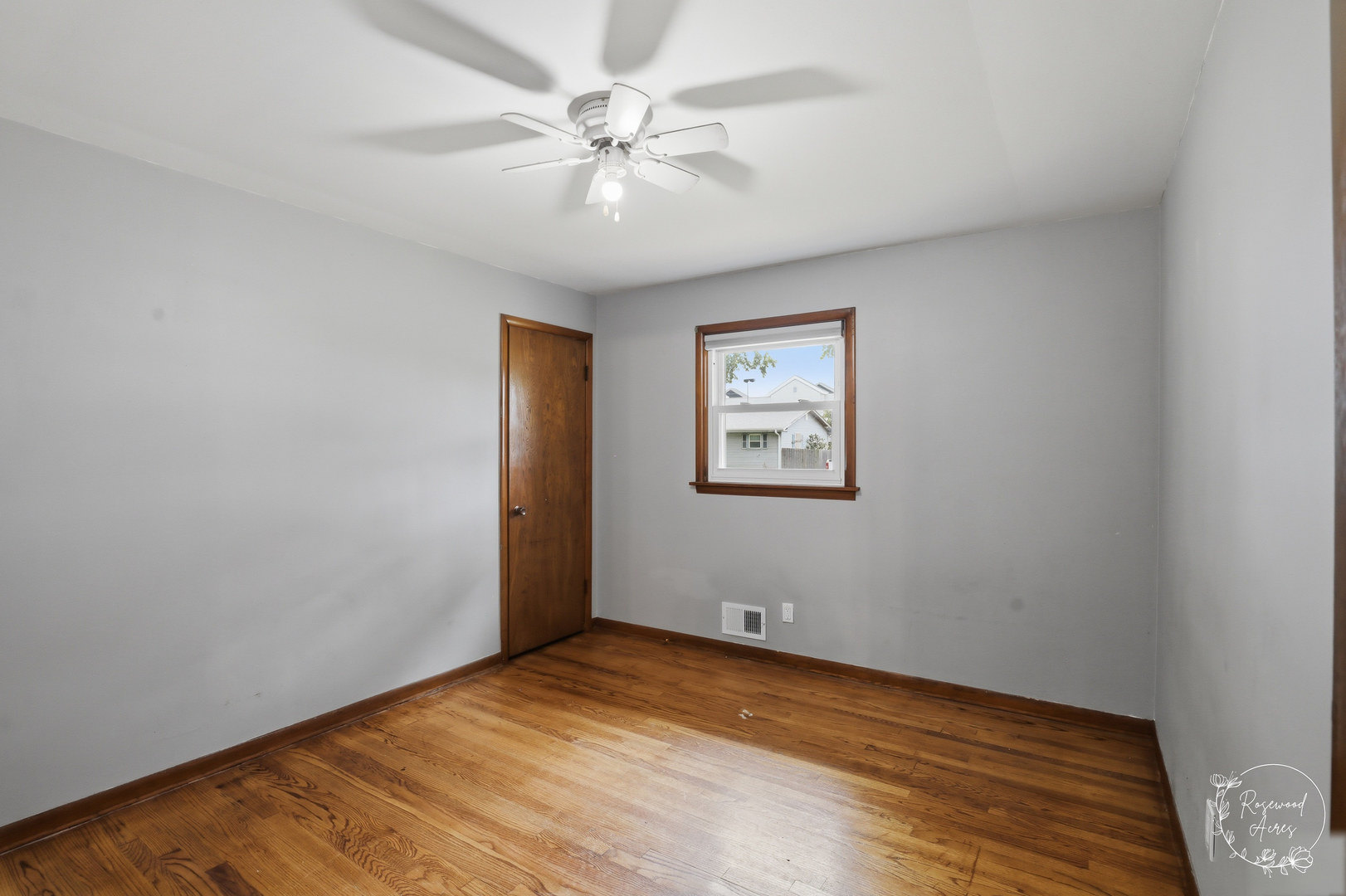 165 E 2740s Road Property Photo 11