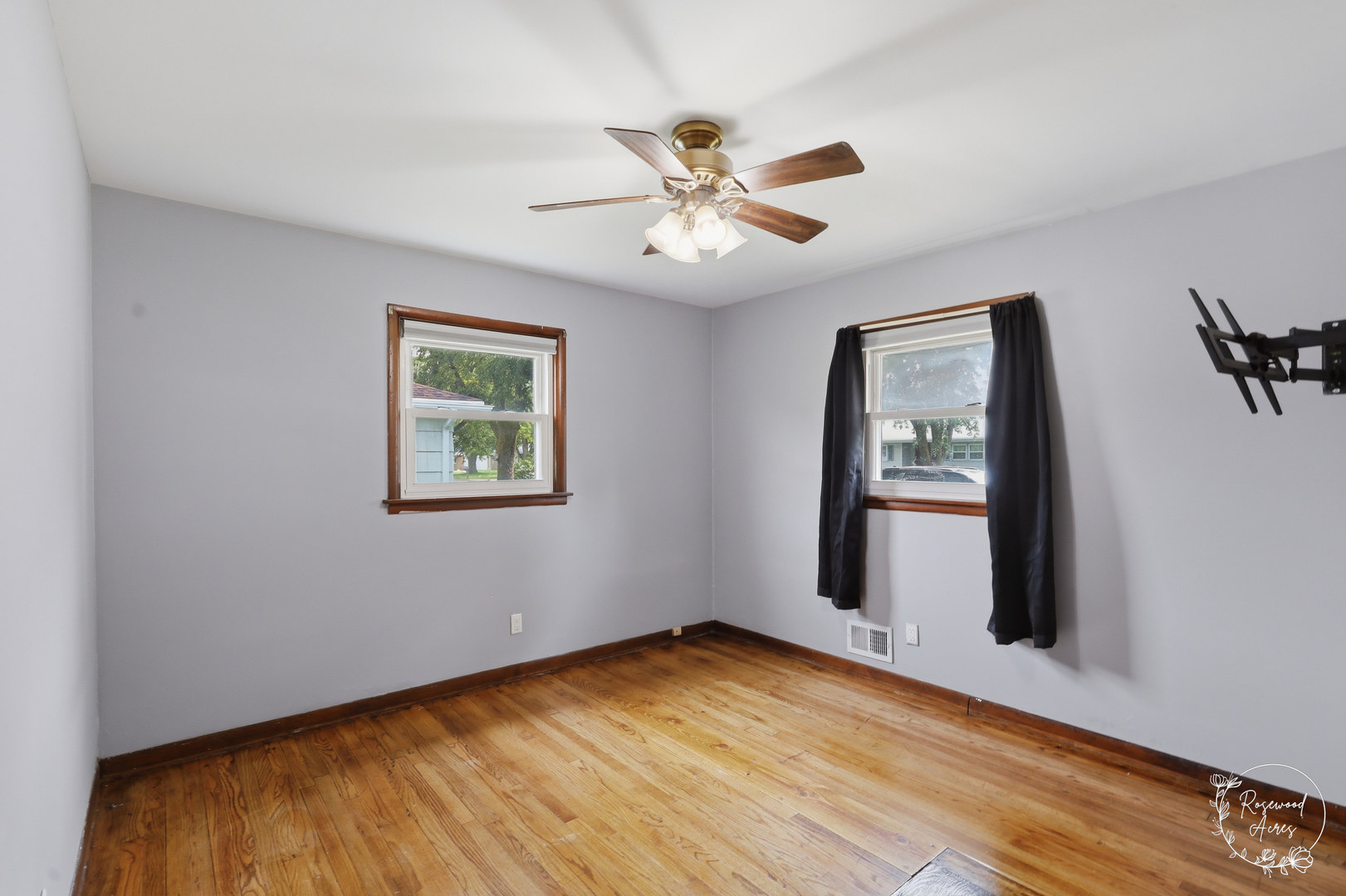 165 E 2740s Road Property Photo 17