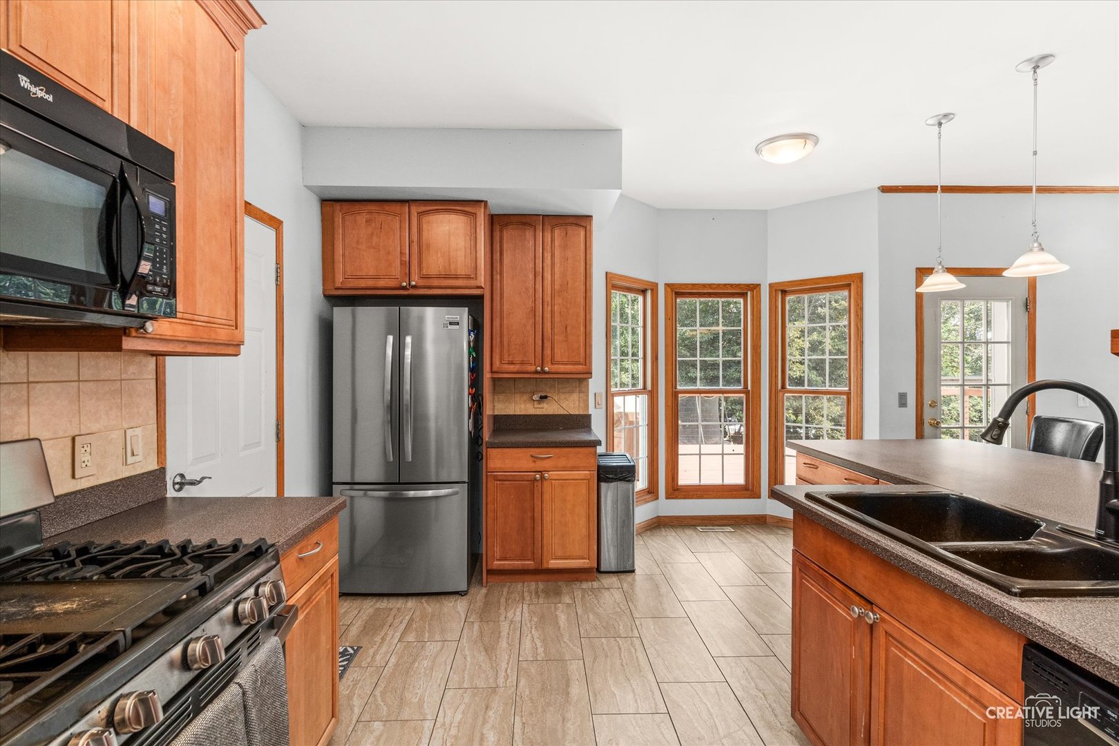 363 Dee Court Property Photo 8