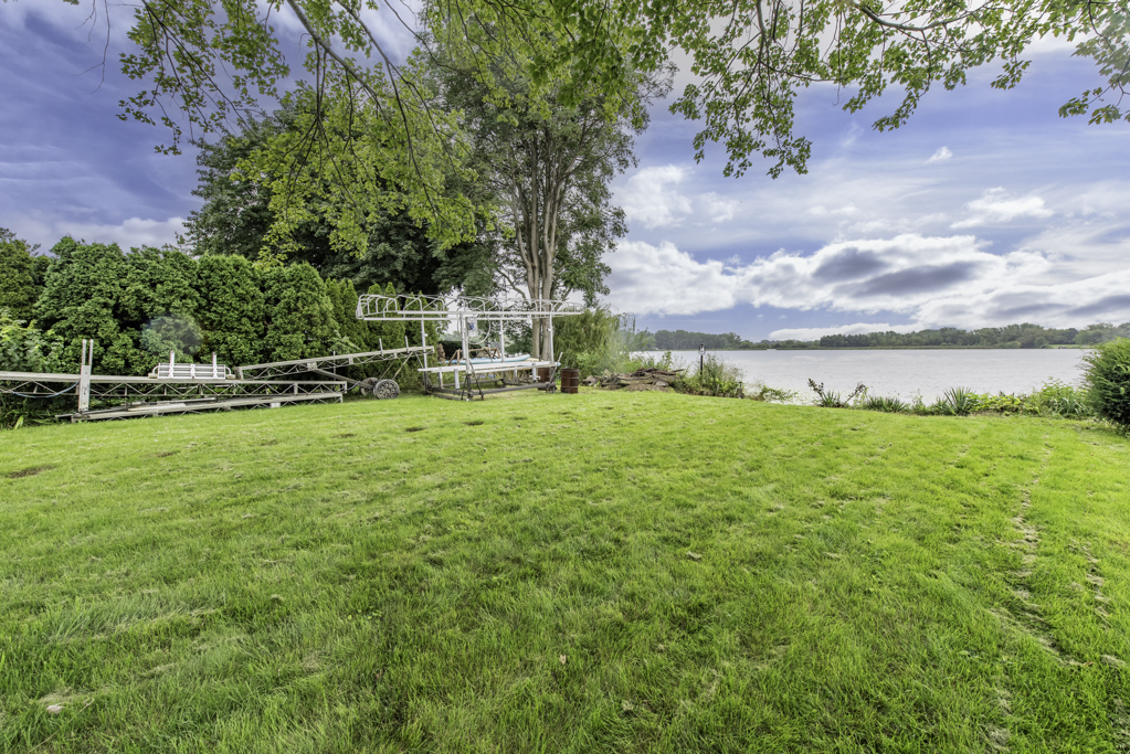 19123 101 Street Property Photo 3