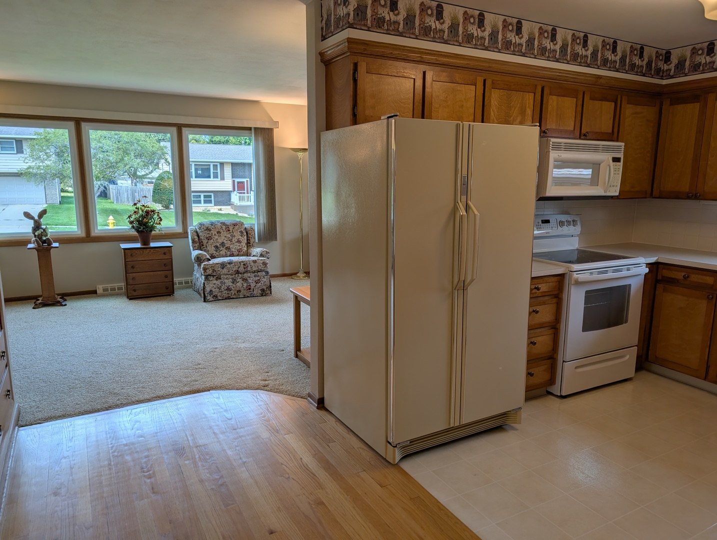 1358 Empire Court Property Photo 7