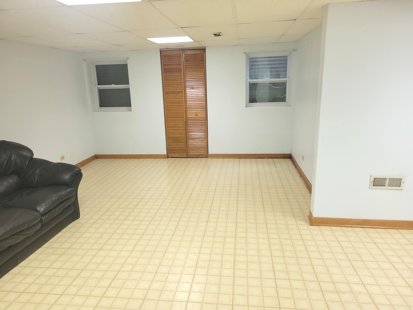 405 S Wenbriar Square Property Photo 20