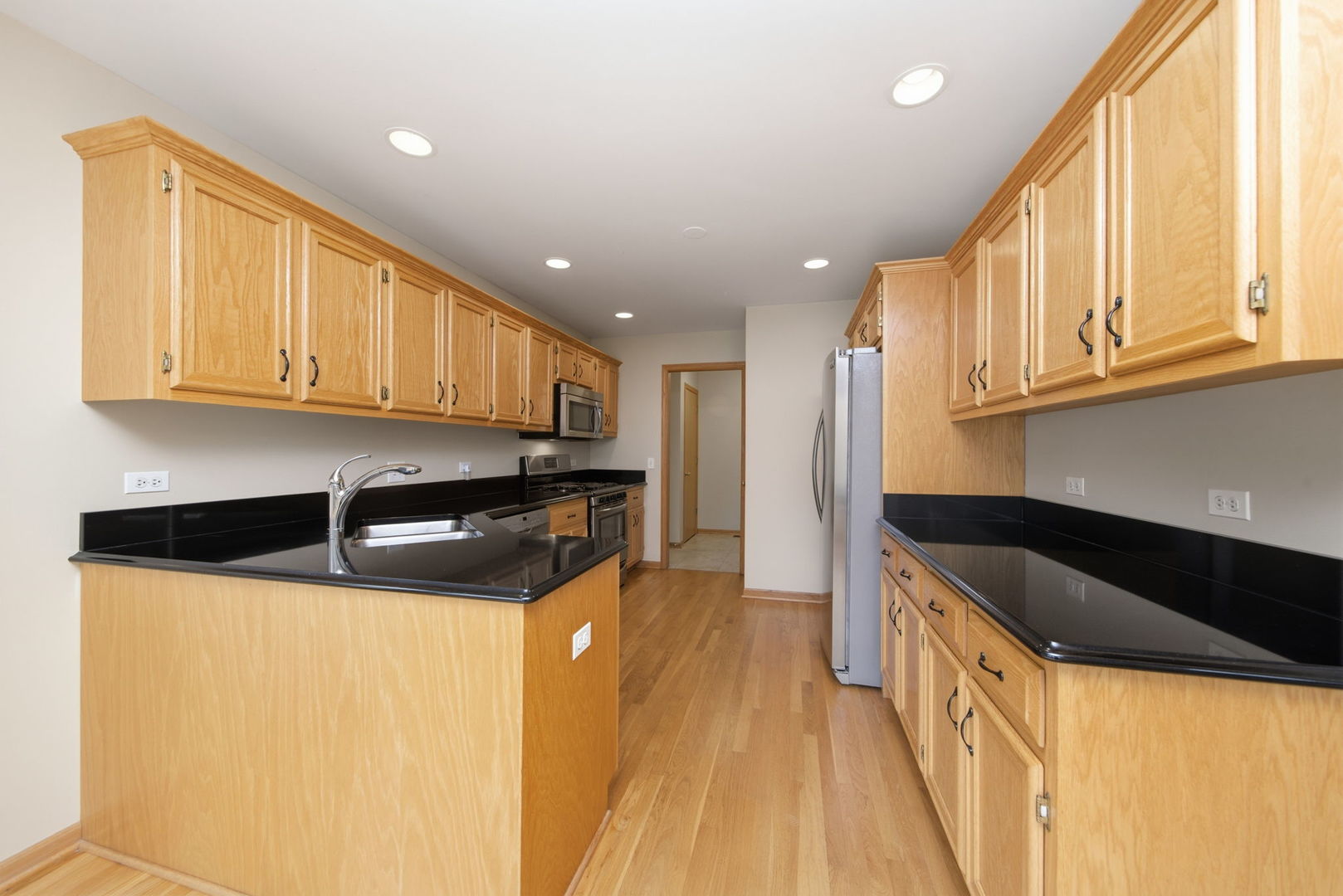 2218 Tamarack Drive Property Photo 10