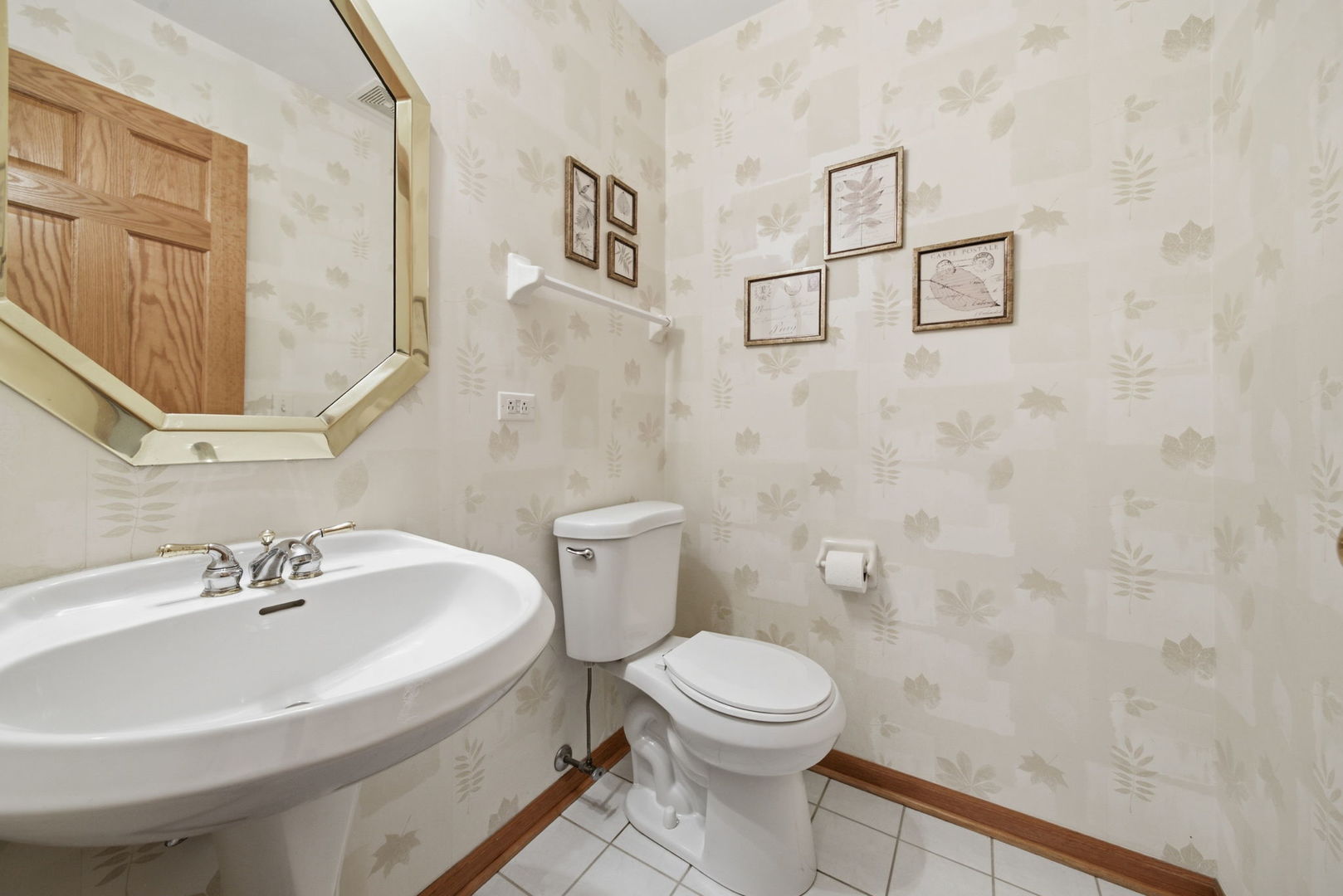 2218 Tamarack Drive Property Photo 13