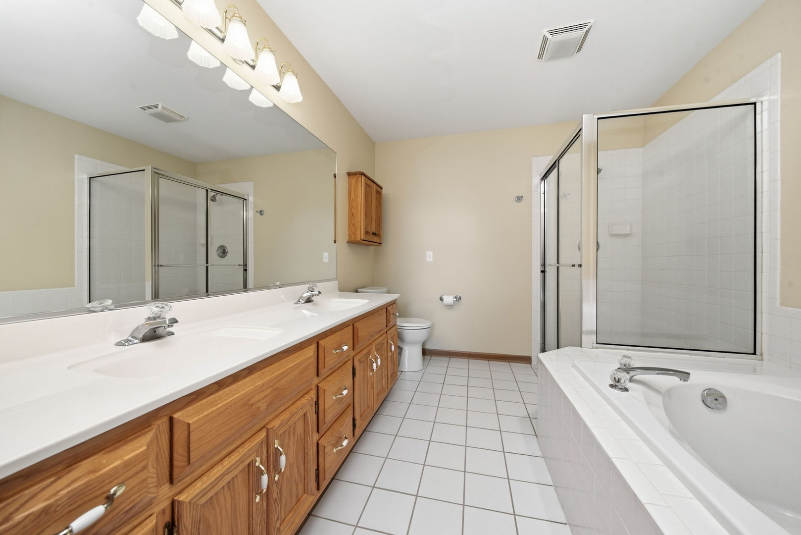 2218 Tamarack Drive Property Photo 16