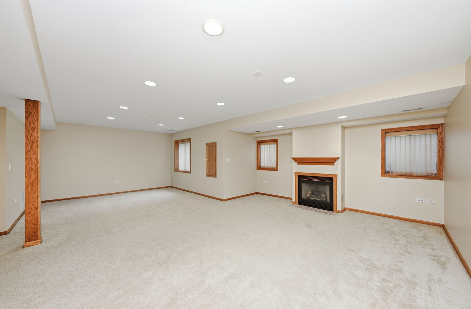 2218 Tamarack Drive Property Photo 25