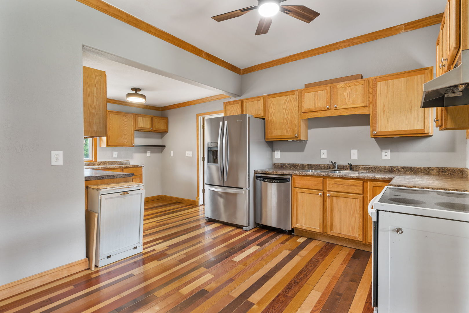206 N College Avenue Property Photo 14
