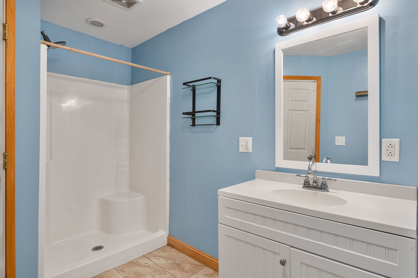 206 N College Avenue Property Photo 17