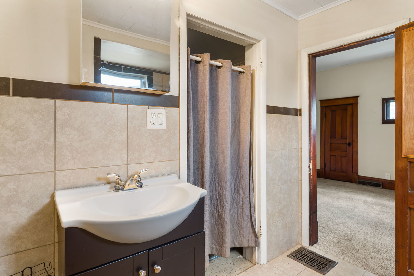 206 N College Avenue Property Photo 20