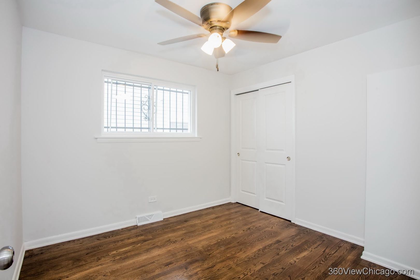 1037 W 103rd Street Property Photo 15