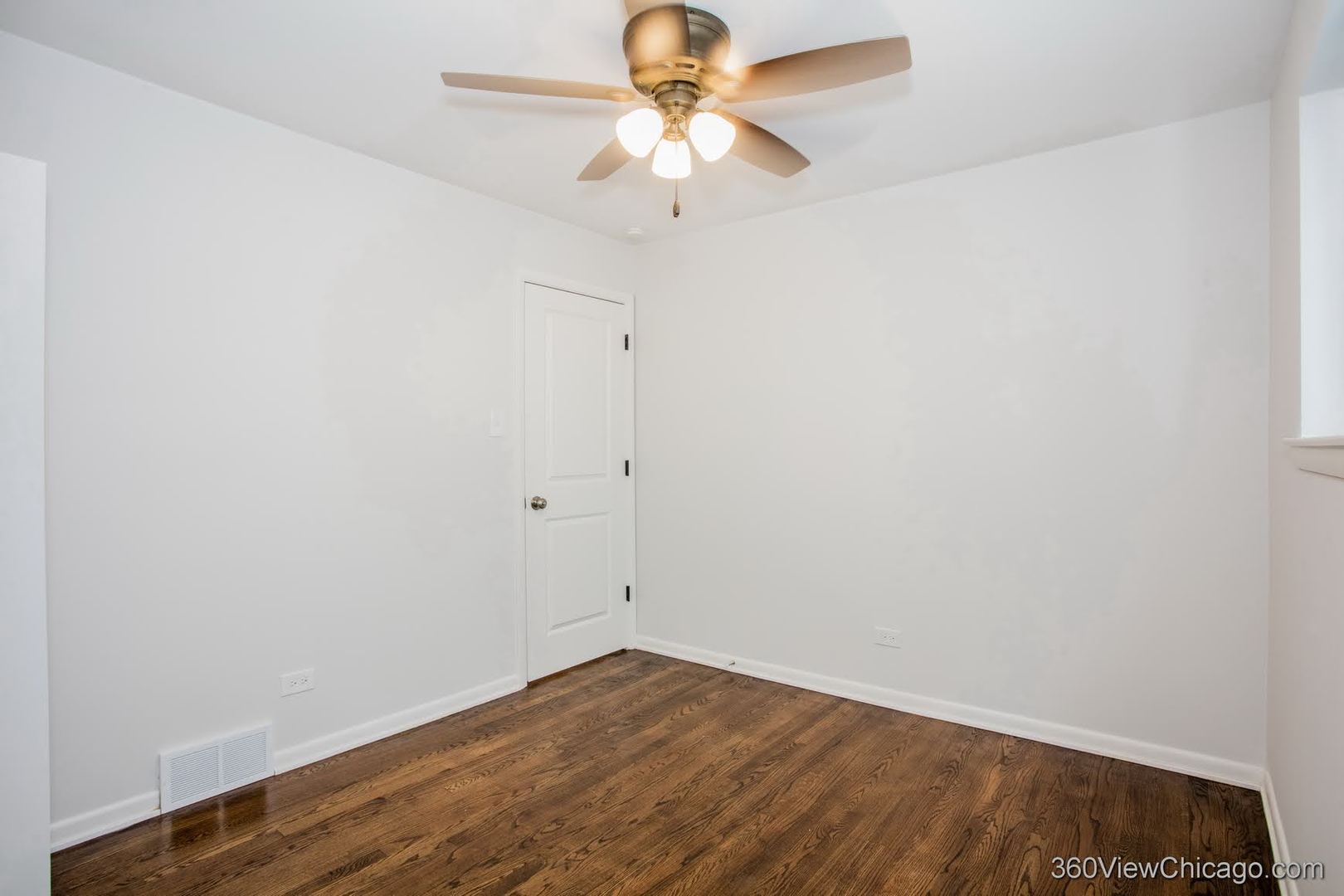1037 W 103rd Street Property Photo 17