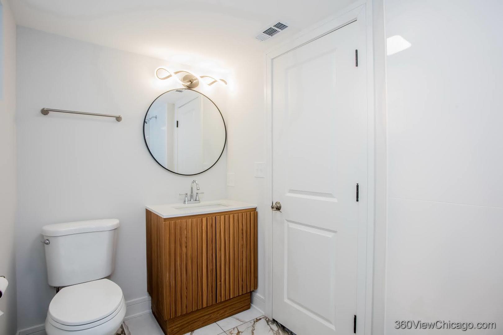 1037 W 103rd Street Property Photo 35