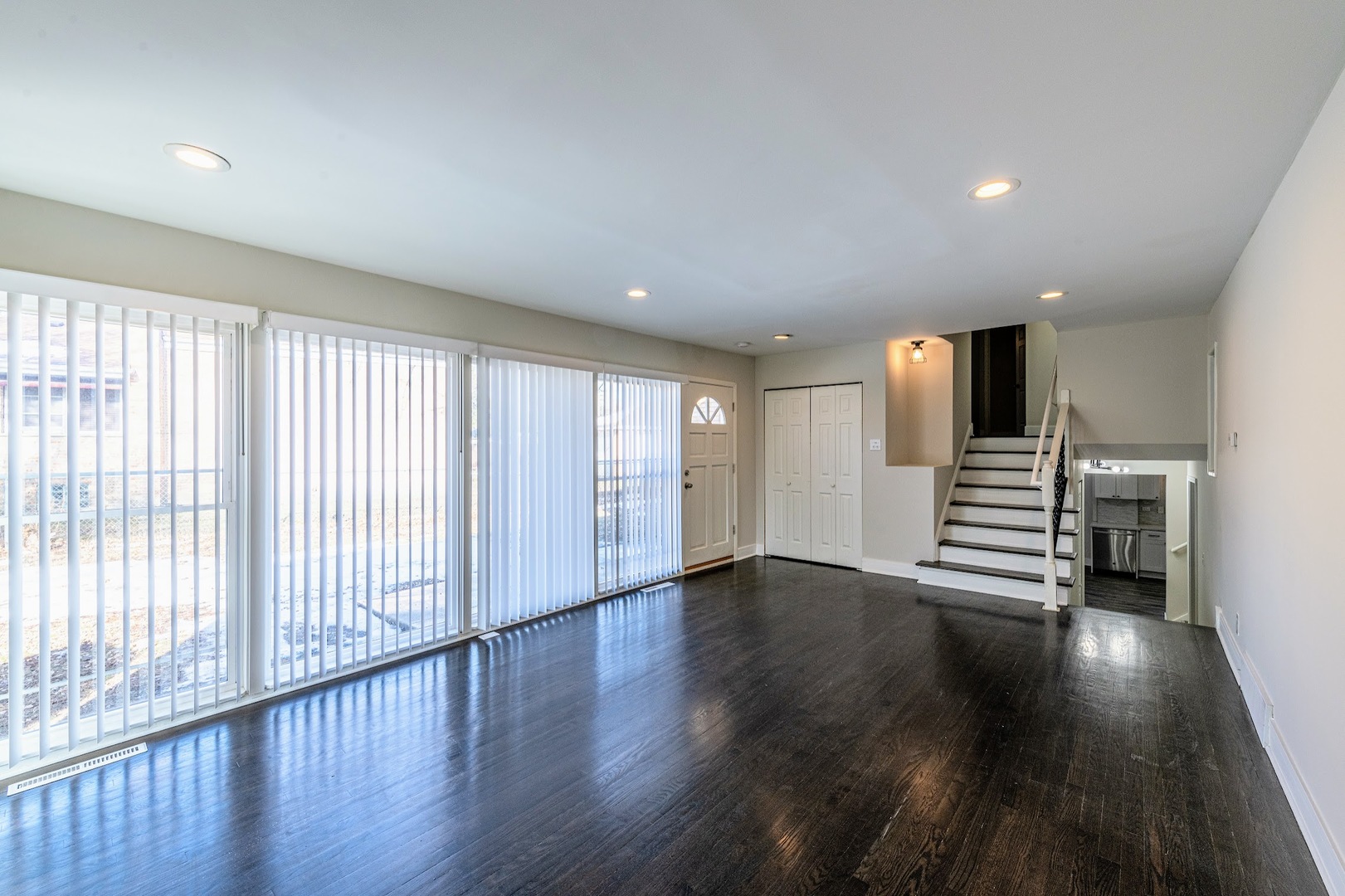 16039 Marion Drive Property Photo 4