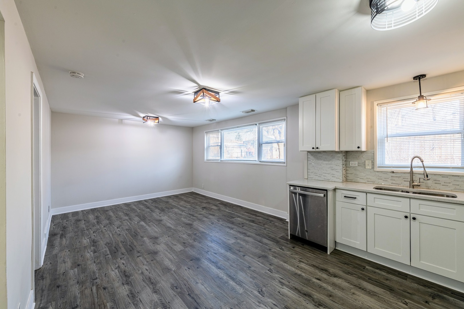 16039 Marion Drive Property Photo 6