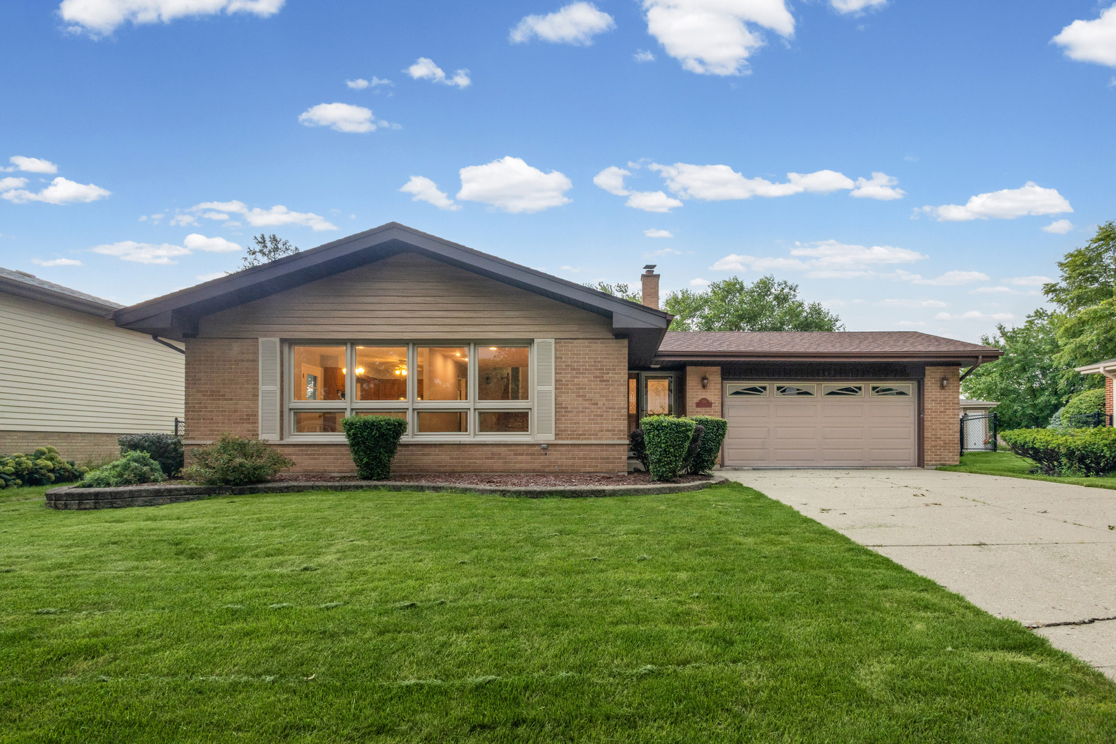 319 Gareth Lane Property Photo 1
