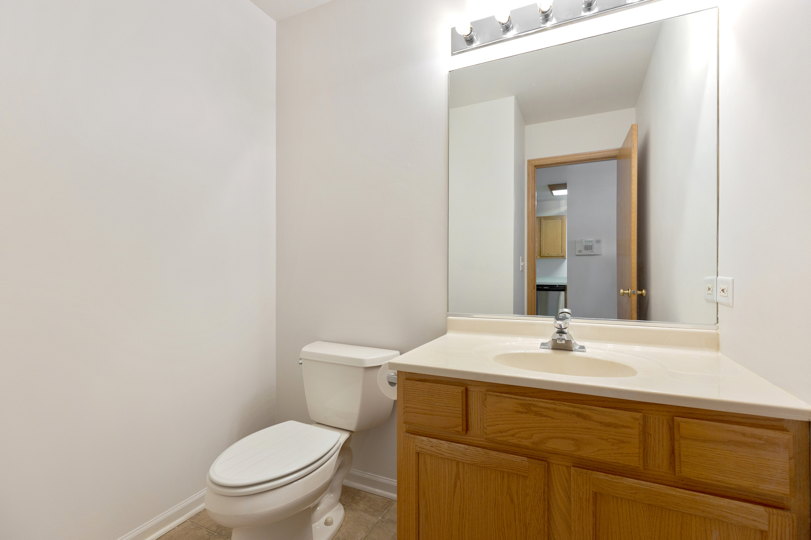 820 Adam Lane Property Photo 7