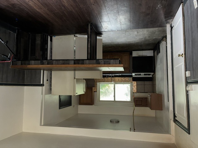 2109 Preston Street Property Photo 4