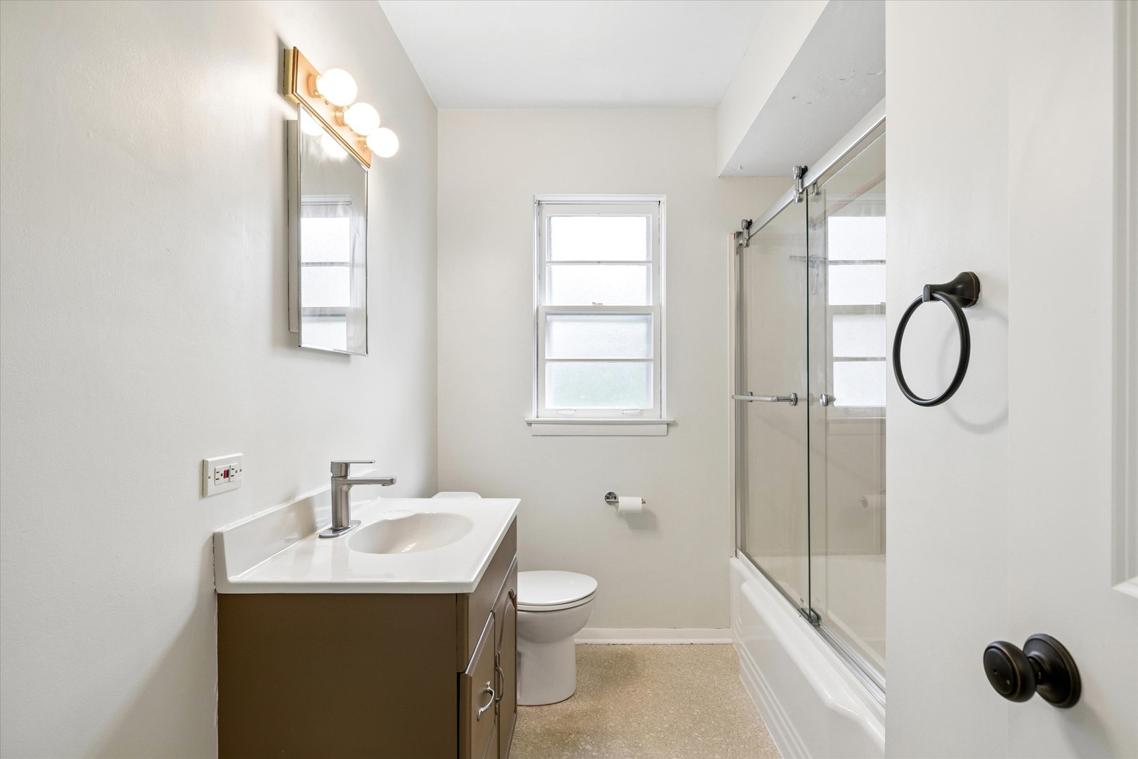 805 N Mitchell Avenue Property Photo 16